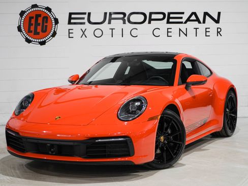 Used 2021 Porsche 911 Carrera RWD image 4