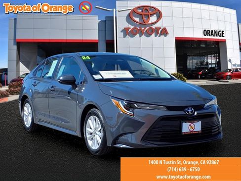 Certified 2024 Toyota Corolla LE w/ LE Convenience Package FWD image 1
