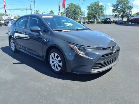 Used 2026 Toyota Corolla LE FWD image 1