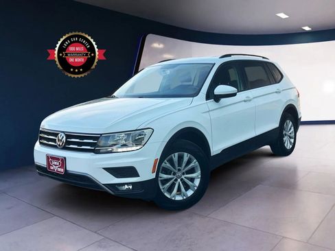 Used 2018 Volkswagen Tiguan S image 1