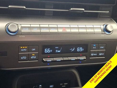 Certified 2025 Hyundai Kona SEL AWD/4WD image 19