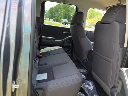New 2026 Nissan Frontier SV w/ Tow Package RWD image 12