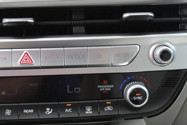 Used 2024 Kia Telluride S w/ S Sunroof Package FWD image 23