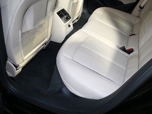 Used 2022 Audi A4 2.0T Premium Plus image 28