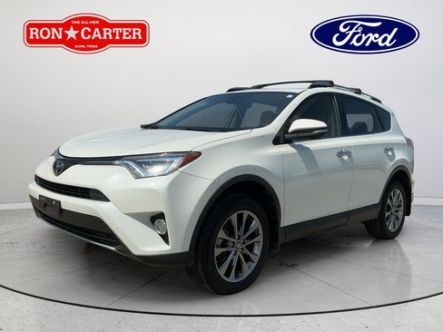 Used 2018 Toyota RAV4 Limited FWD image 3