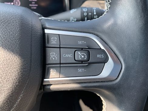 Used 2022 Jeep Compass High Altitude AWD/4WD image 21