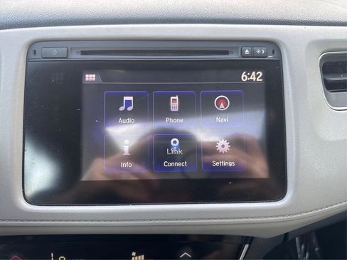 Used 2016 Honda HR-V EX-L image 11