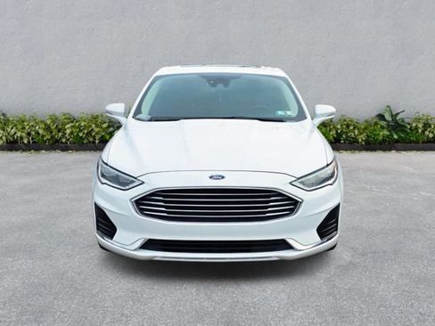 Used 2019 Ford Fusion SEL image 3