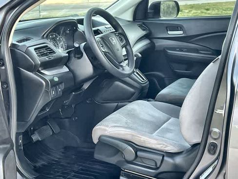 Used 2015 Honda CR-V LX image 3