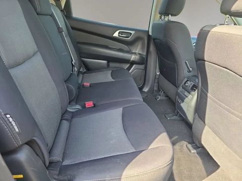Used 2020 Nissan Pathfinder SV AWD/4WD image 13