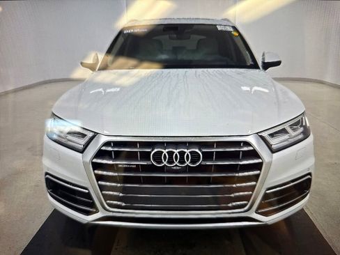 Used 2020 Audi Q5 Prestige AWD/4WD image 2