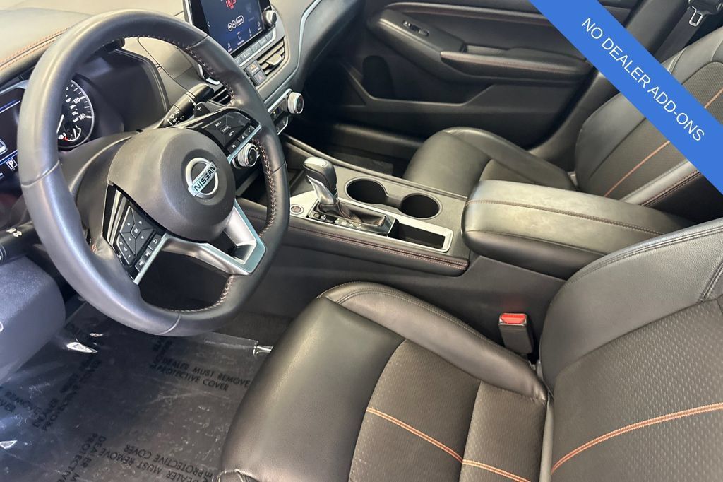 Used 2020 Nissan Altima 2.5 SR w/ Premium Package FWD image 10