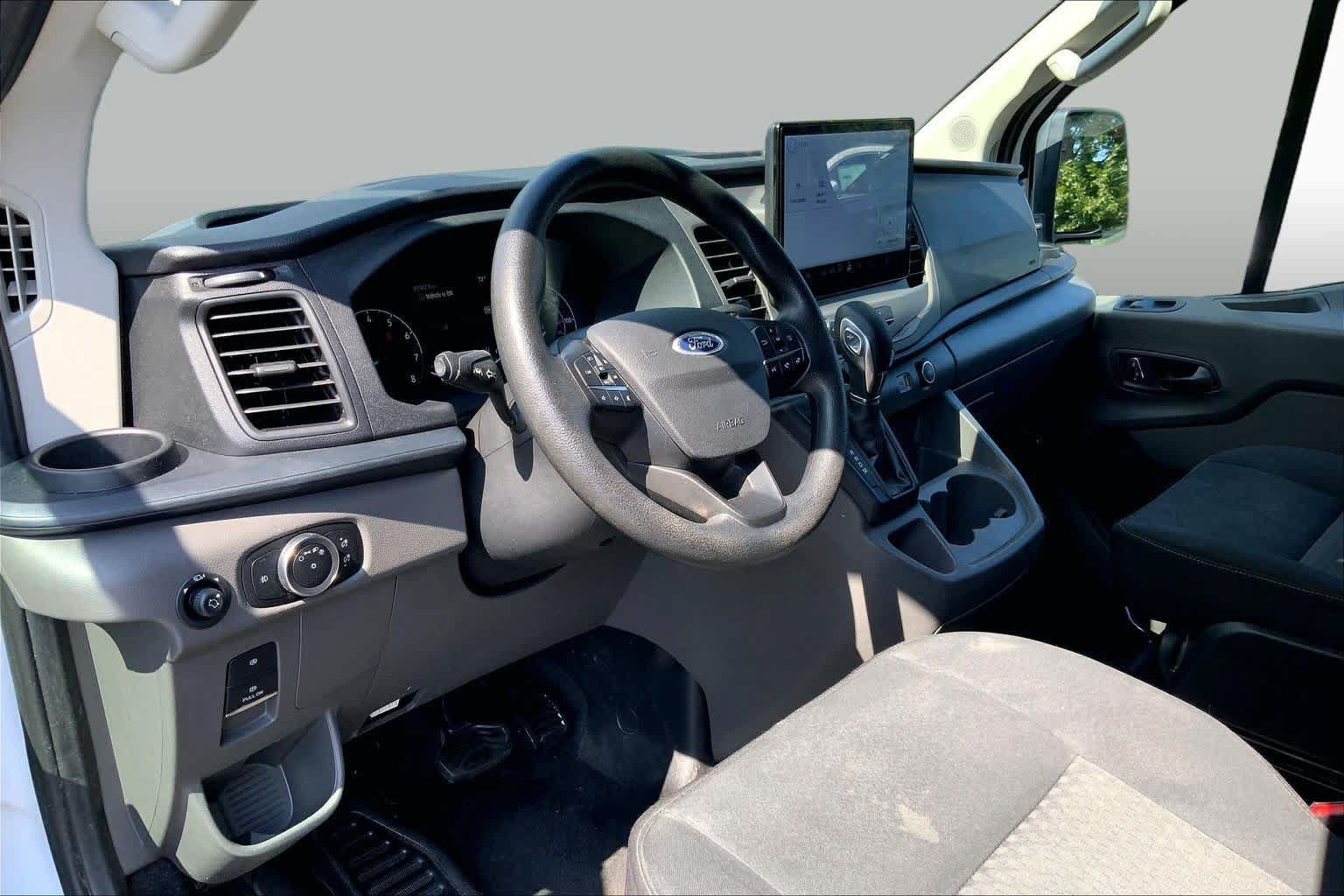Used 2022 Ford Transit 350 XLT RWD image 19
