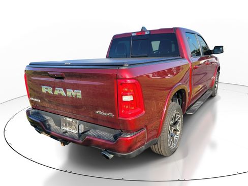 Used 2025 RAM 1500 Laramie w/ Sport Appearance Package AWD/4WD image 4