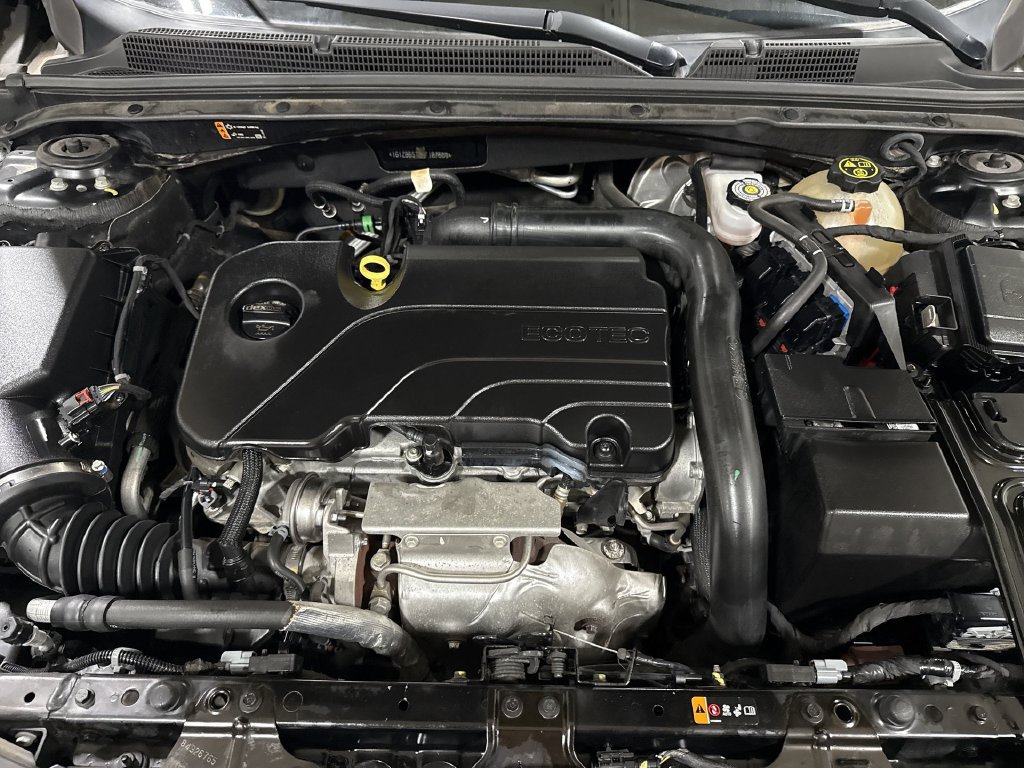 Used 2022 Chevrolet Malibu LS FWD image 24