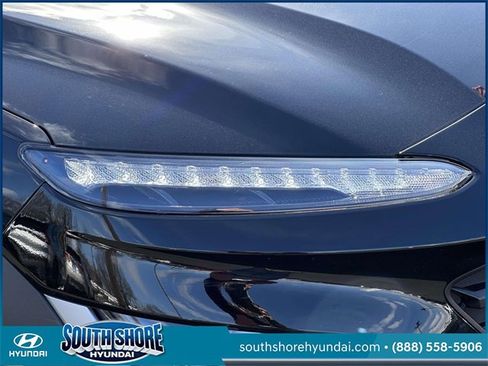 Certified 2023 Hyundai Kona SEL image 7