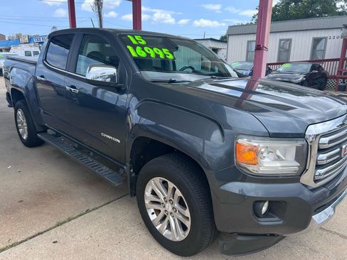 Used 2015 GMC Canyon SLT RWD image 3