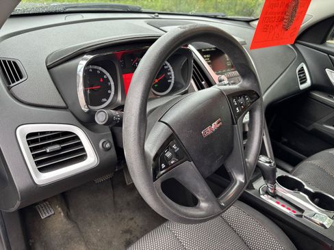 Used 2017 GMC Terrain SLE FWD image 18
