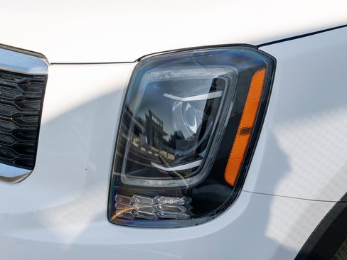 Used 2022 Kia Telluride EX w/ Towing Package image 30