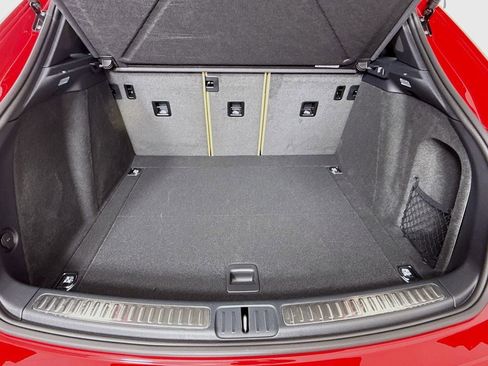 New 2026 Porsche Macan image 29