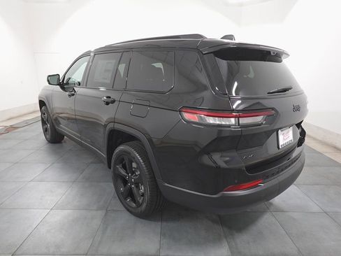 New 2025 Jeep Grand Cherokee L Limited w/ Luxury Tech Group II image 3