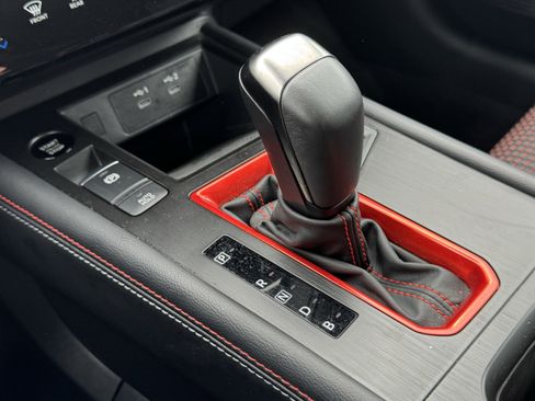 Certified 2025 Nissan Kicks SR w/ SR Premium Package image 10