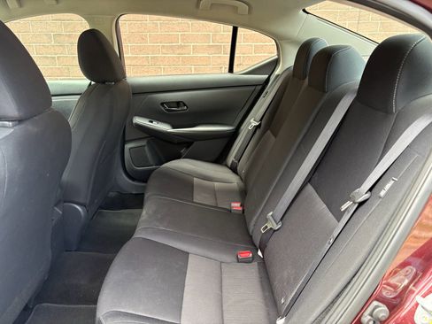 Used 2024 Nissan Sentra SV FWD image 16