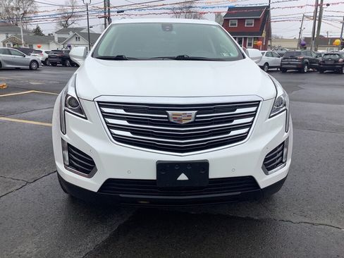 Used 2019 Cadillac XT5 Luxury FWD image 2