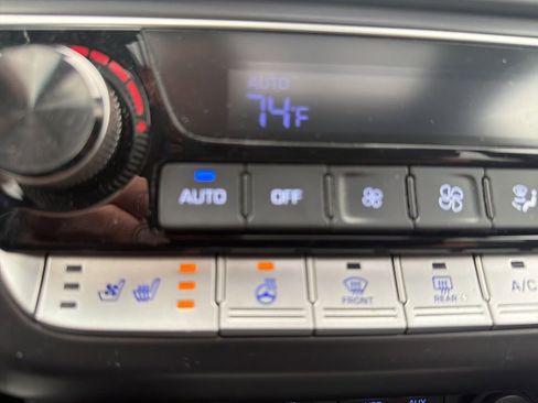 Used 2018 Hyundai Sonata Limited image 15