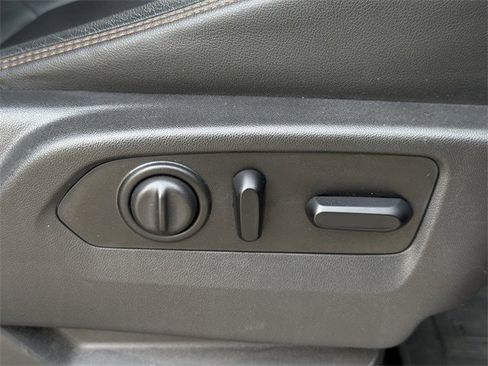 Used 2019 GMC Sierra 1500 AT4 w/ AT4 Premium Package image 31