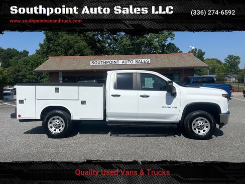 Used 2023 Chevrolet Silverado 3500 W/T RWD image 1