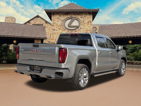 Used 2024 GMC Sierra 1500 Denali AWD/4WD image 2