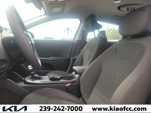 New 2026 Kia K4 FWD image 25