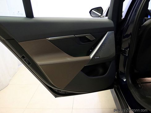 Used 2026 BMW 530i xDrive w/ Premium Package image 29