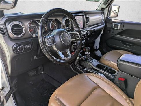 Used 2020 Jeep Gladiator Rubicon image 9