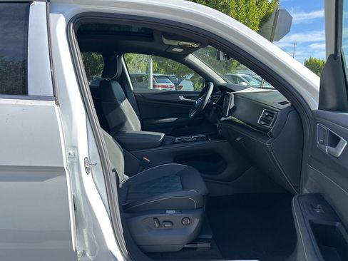 New 2026 Volkswagen Atlas Cross Sport SEL Premium R-Line AWD/4WD image 43
