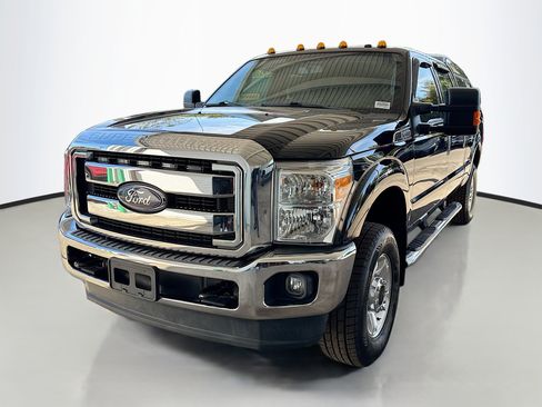 Used 2016 Ford F250 XLT w/ XLT Value Package image 4