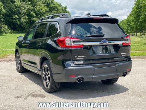 Used 2023 Subaru Ascent Limited AWD/4WD image 5