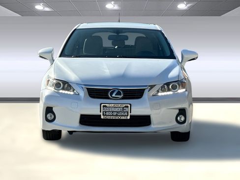 Used 2012 Lexus CT 200h FWD 4dr Hybrid image 5