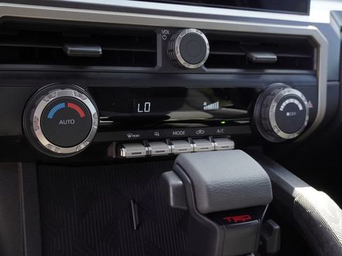 Used 2026 Toyota Tacoma TRD Sport AWD/4WD image 23