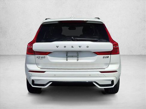 Used 2025 Volvo XC60 B5 Plus w/ Protection Package Premier AWD/4WD image 6