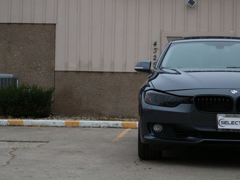 Used 2015 BMW 328i xDrive 328i xDrive Sedan image 3