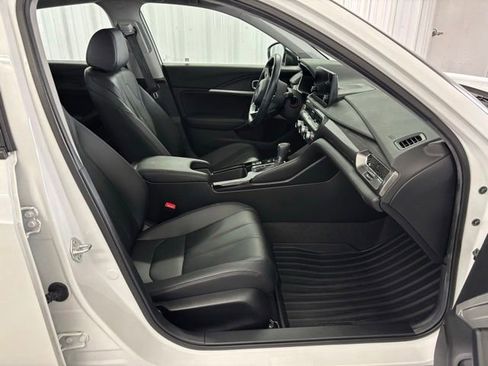 Certified 2024 Acura Integra FWD image 30
