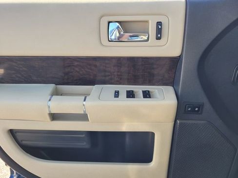 Certified 2018 Ford Flex Limited w/ Equipment Group 301A image 22