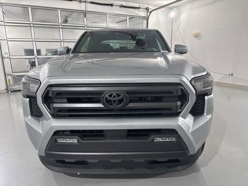 New 2025 Toyota Tacoma SR5 image 3