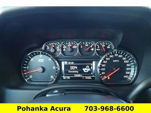 Used 2018 Chevrolet Suburban LT w/ Luxury Package image 9