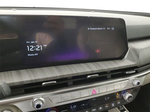 Used 2023 Kia Telluride EX image 28
