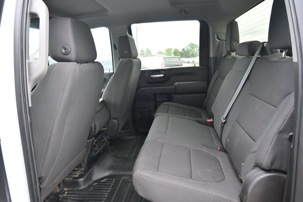 Used 2021 GMC Sierra 3500 4x4 Crew Cab w/ Convenience Package image 12