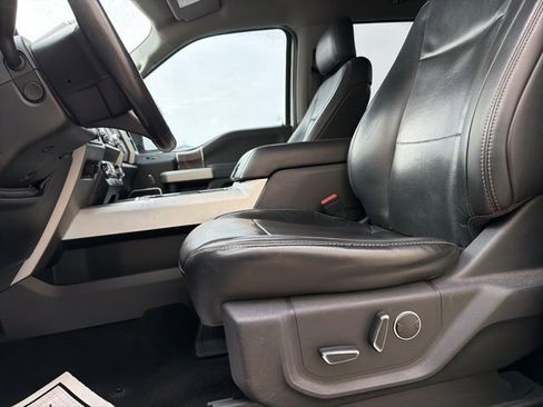 Used 2019 Ford F350 Lariat w/ Lariat Ultimate Package image 11