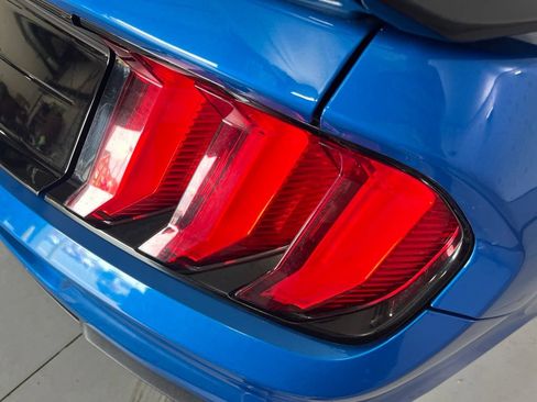 Used 2020 Ford Mustang Coupe w/ Equipment Group 101A RWD image 38